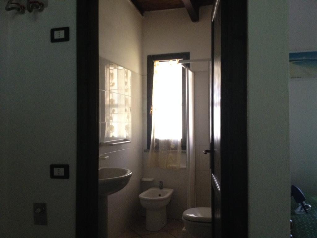 Il Ruscello Villa SantʼAnna Arresi Exteriör bild
