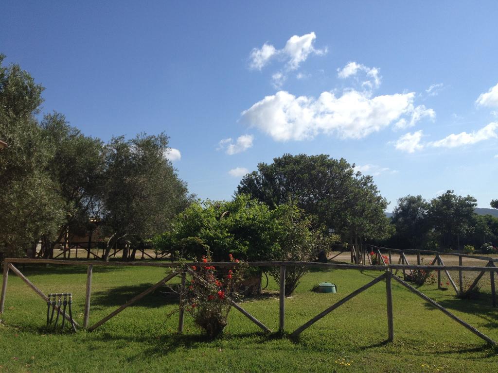 Il Ruscello Villa SantʼAnna Arresi Exteriör bild